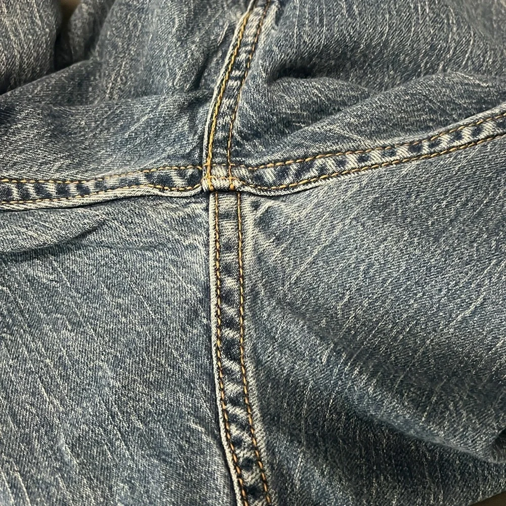 Levis size 30